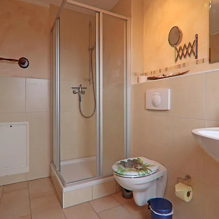 Wunderschoene An Der Mueritz Röbel