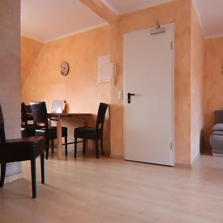 Wunderschoene An Der Mueritz Apartment Röbel